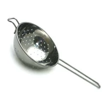 Rozsdamentes nyeles szűrő 16 cm
